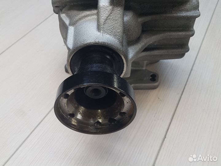 Редуктор передний Volvo S60 XC70 XC90 2.5T