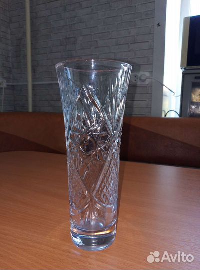 Ваза для цветов хрустальная