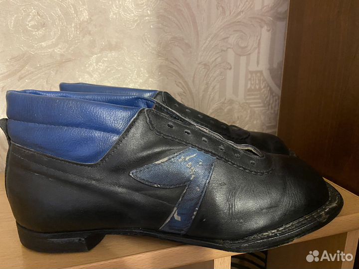 Лыжные ботинки СССР