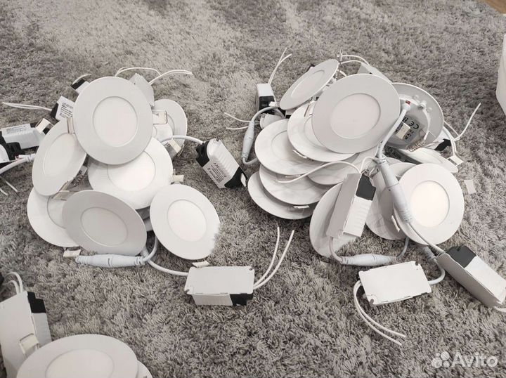 Светильник потолочный встраиваемый