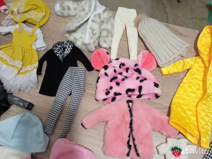 Обувь одежда и очки для куклы Блайз