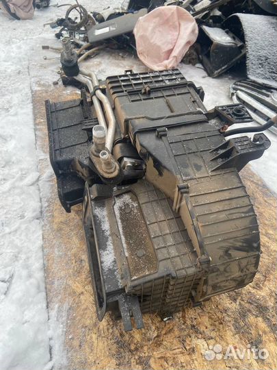 Корпус,моторчик,радиаторы печки Lifan X60 В сборе