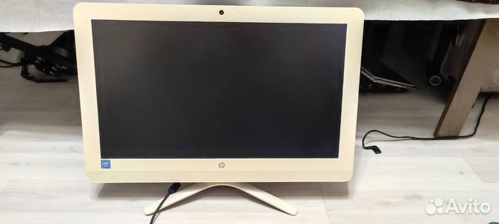 Моноблок HP Pavilion 22-b015ur