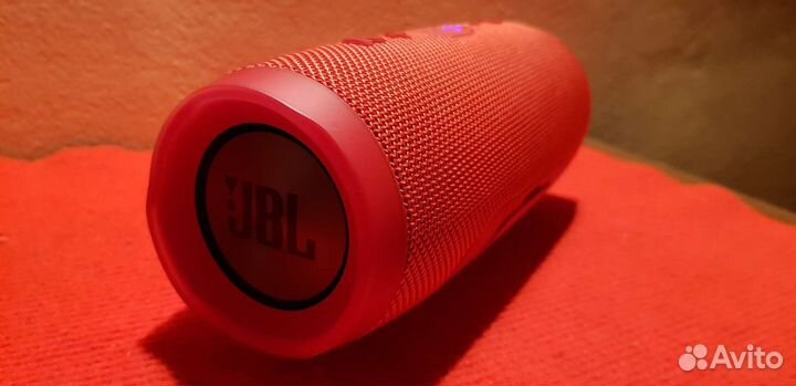 Колонка jbl charge 3