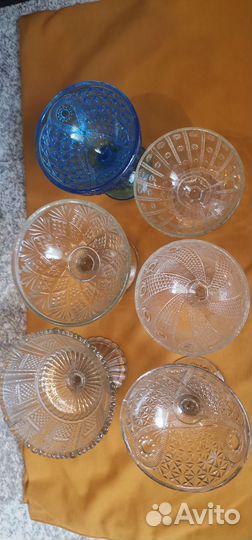 Ваза на ножке креманка