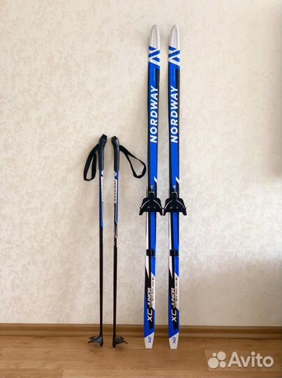 Лыжи беговые 140 см