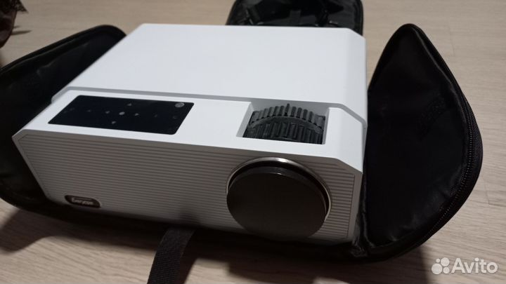 Проектор Everycom HQ9A WiFi