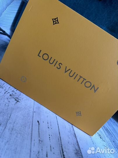 Коробка louis vuitton