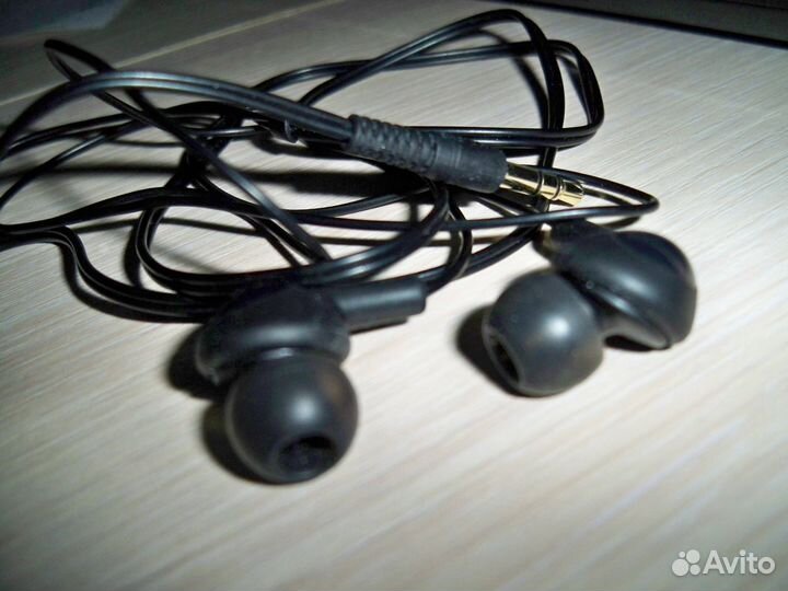 Наушники
