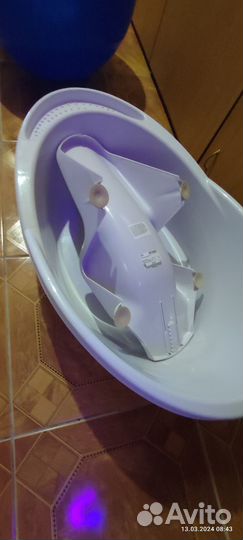 Ванночка для купания с горкой