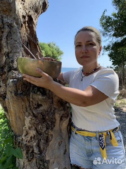 Массаж тибетской поющей чашей