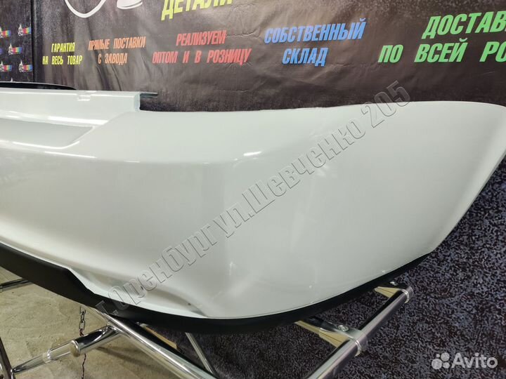 Бампер задний приора 2 21704 седан цвет белый