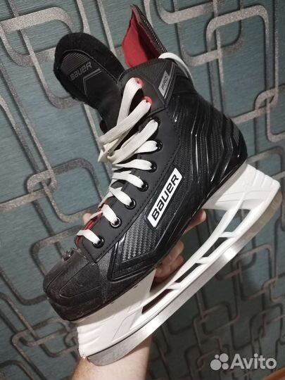 Хоккейные коньки bauer 42 размер