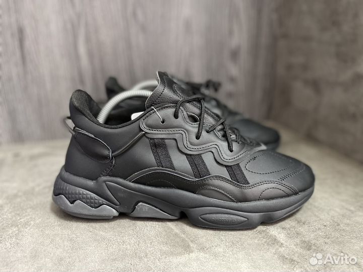 Кроссовки мужские adidas ozweego