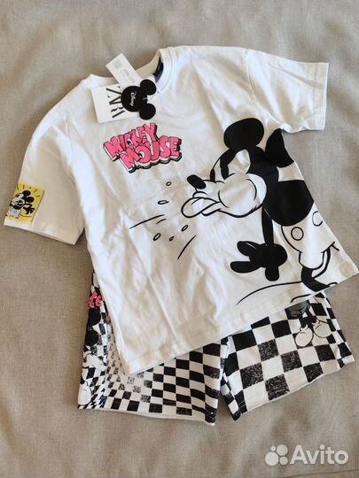 Костюм Футболка Шорты