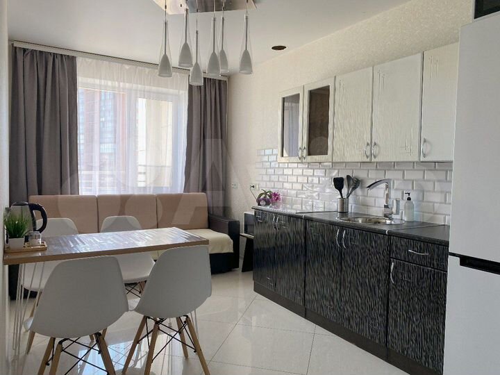 1-к. квартира, 40 м², 9/14 эт.