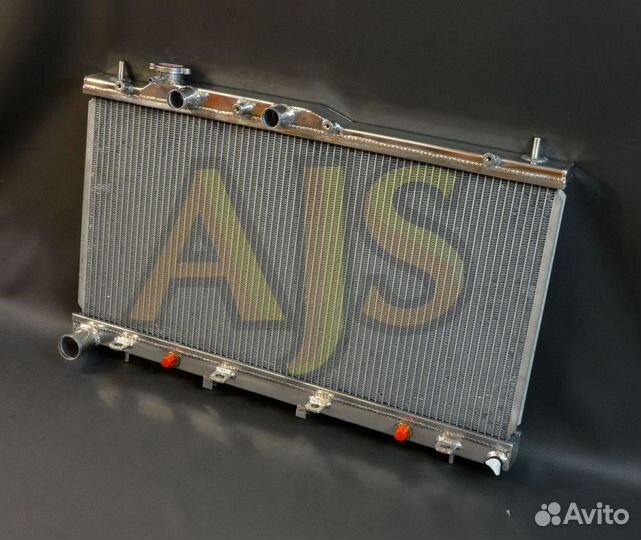 Радиатор алюминиевый Subaru Outback 3.0L V6 03-09