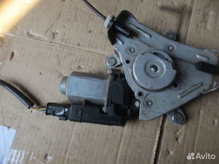 Стеклоподъемник электр. передний левый Hyundai Sol