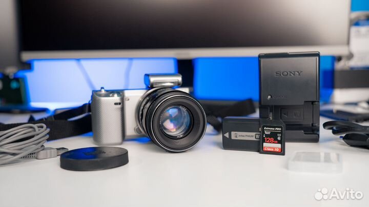 Sony Alpha NEX 5N + Helios 44-2 + 128 гб + сумка
