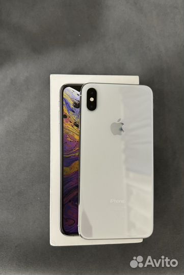 iPhone Xs Max, 64 ГБ