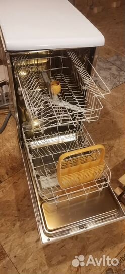 Посудомоечная машина Zanussi