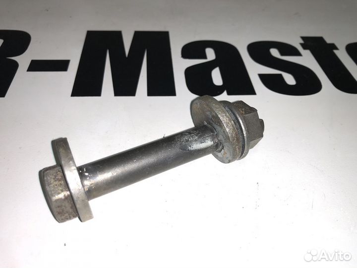 Болт M14 X 81 тяги схождения Range Rover Vogue 05