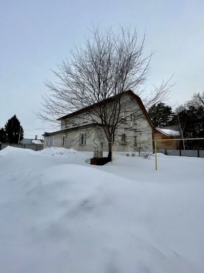 Коттедж 451 м² на участке 17,8 сот.