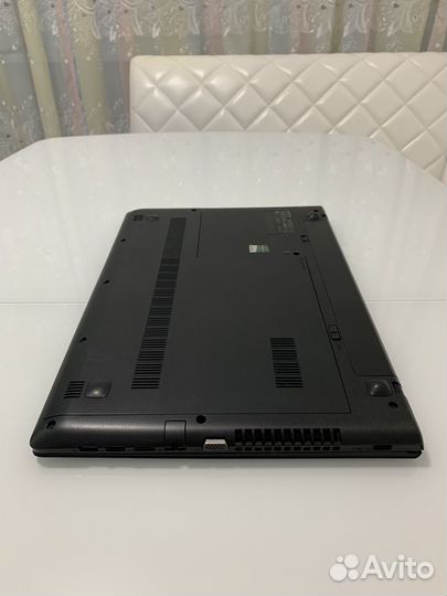 Lenovo 16GB+SSD512GB+4ядра+Radeon R5 M330 2GB