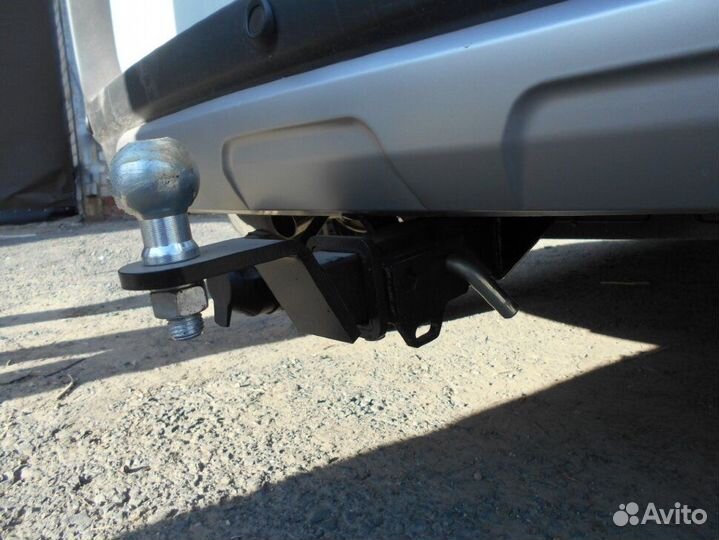 Фаркоп LADA (ваз) Largus с 2012 г/в под квадрат