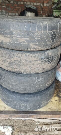 Bridgestone Dueler H/P 225/70 R16