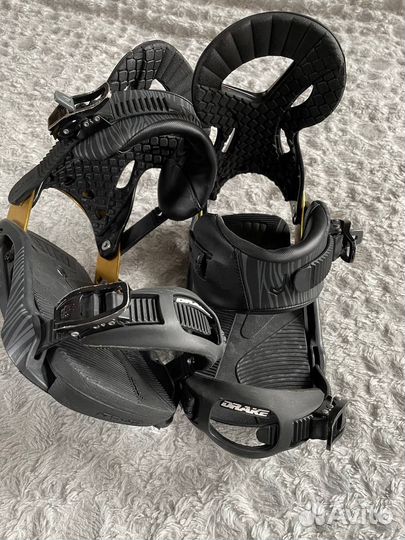 Крепления для сноуборда M Drake Jade