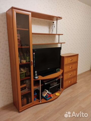 Стенка горка с комодом, солдатиком под телевизор