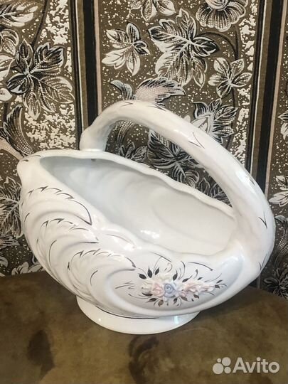 Конфетница Лебедь