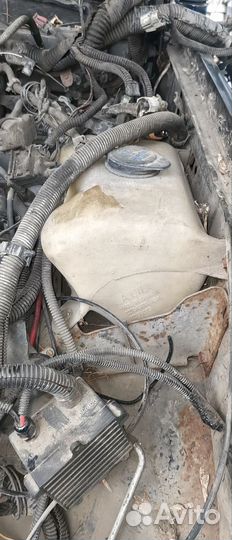 Бочек омывайки охлаждения на Шевроле Тахо 1 5 7