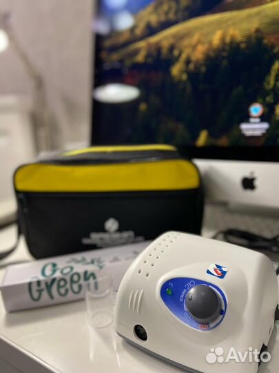 Аппарат для маникюра Strong 210