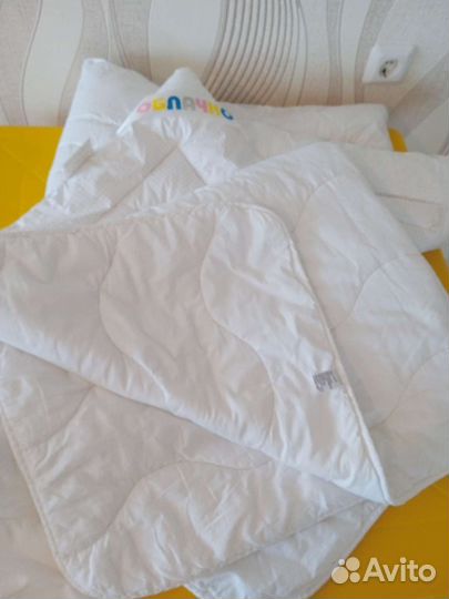 Одеялки и подушка