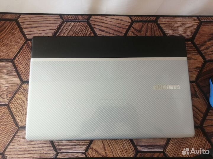 Ноутбук Samsung t-6793