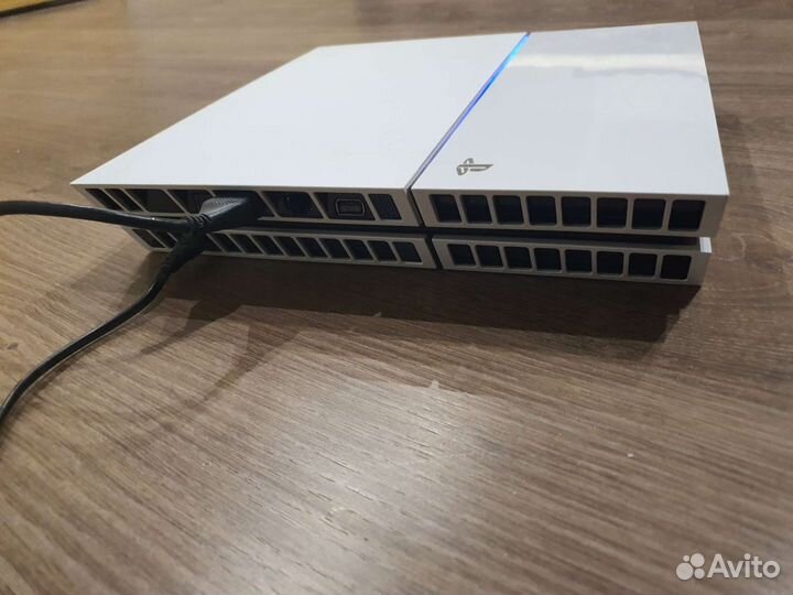 Sony PS4 500gb с набором игр на дисках