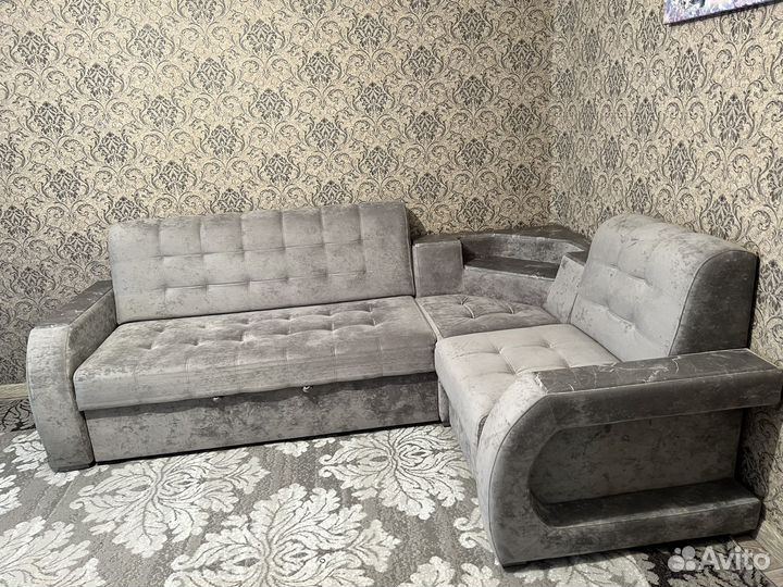 Угловой диван