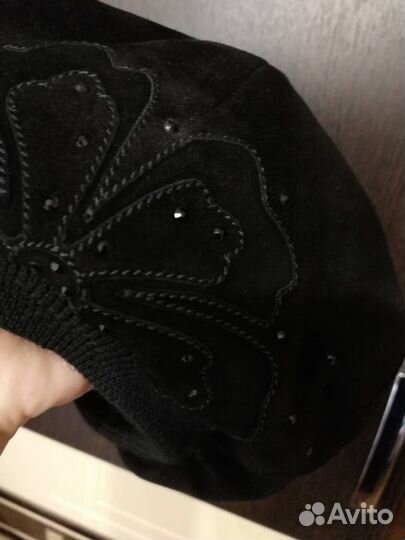 Новый женск. берет(замша)