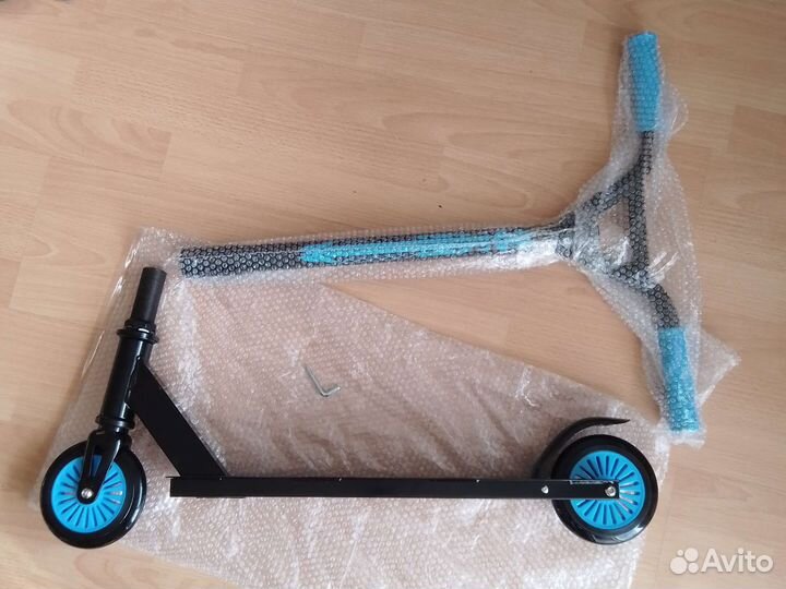 Трюковой самокат