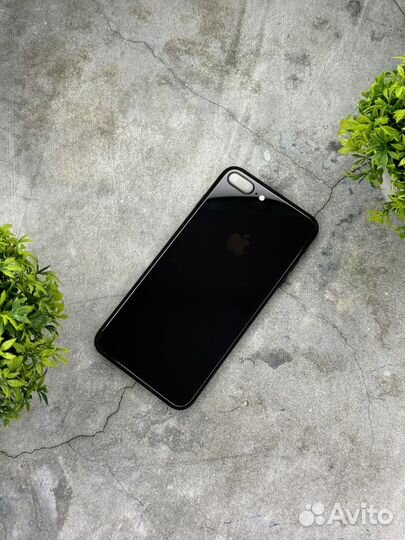 iPhone 8 Plus, 64 ГБ