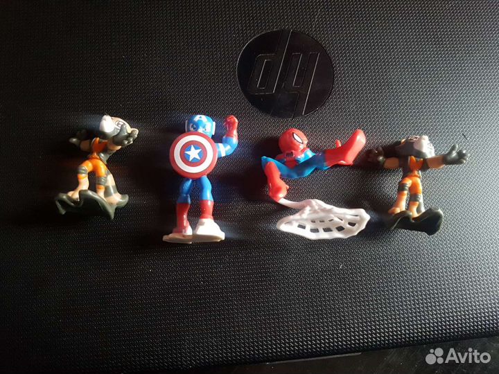Фигурки Марвел Киндер Сюрприз