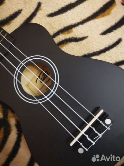 Укулеле новые.Разные