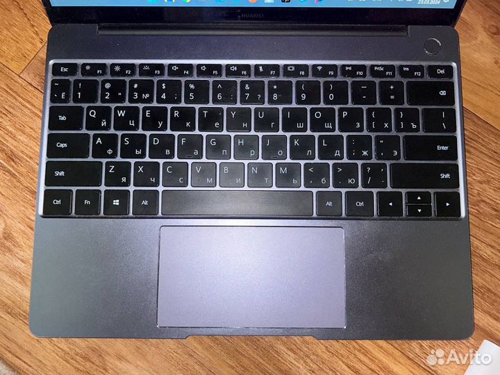 Ноутбук huawei matebook 13