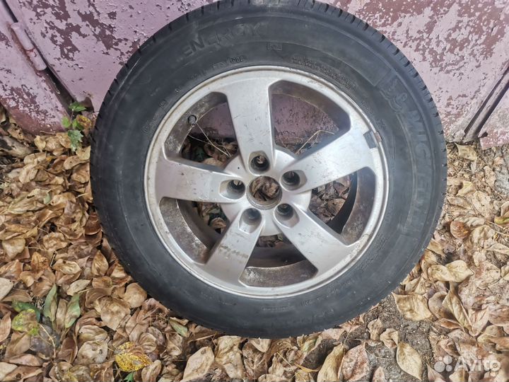 Запаса Шкода Октавия 2004 год R 15 диск ориг