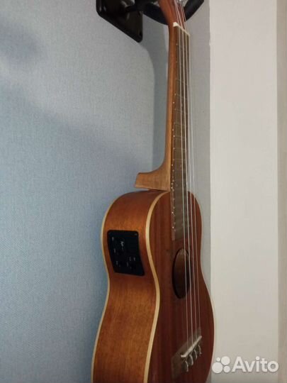 Электро-акустическая Укулеле Flight