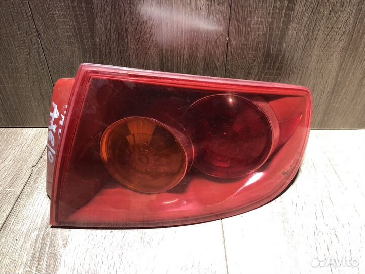 Фонарь задний в крыло правый Mazda 3 BK