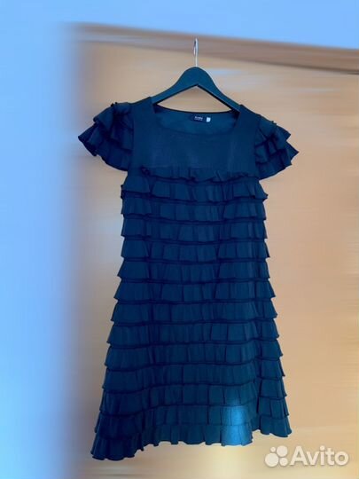 Черное платье