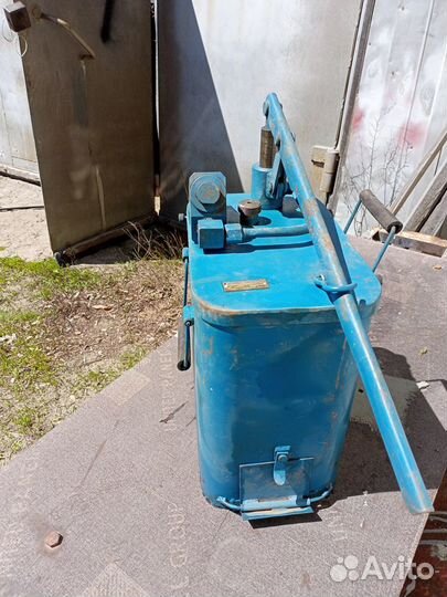 Нагнетатель